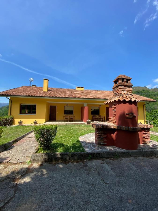 Finca La Cuesta Cangas de Onis Exterior photo