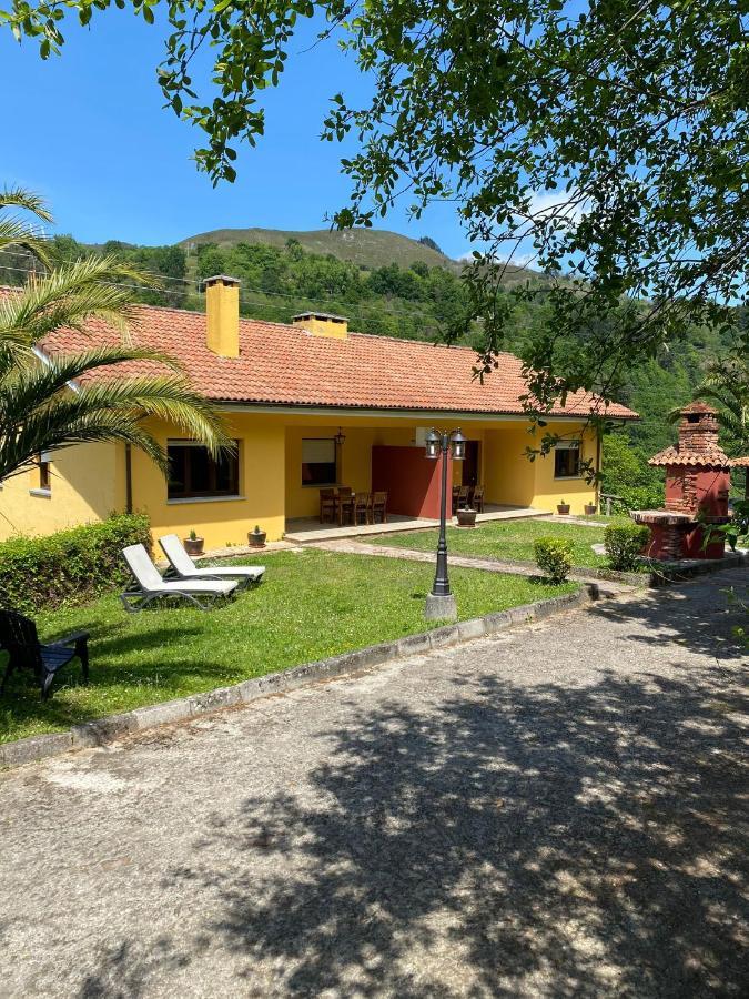 Finca La Cuesta Cangas de Onis Exterior photo