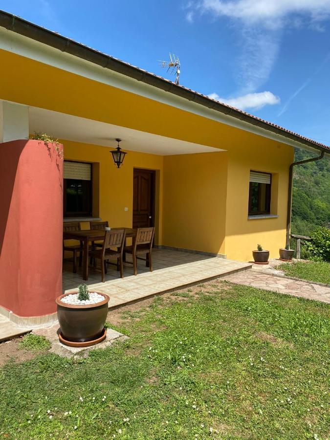 Finca La Cuesta Cangas de Onis Exterior photo